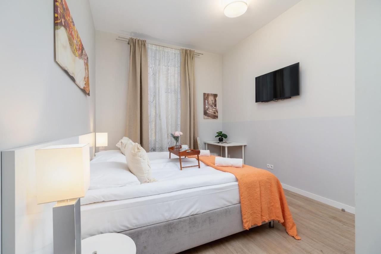 Central Planty Park Apartment Lobzowska By Noclegi Renters Краков Экстерьер фото