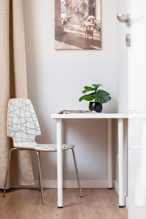 Central Planty Park Apartment Lobzowska By Noclegi Renters Краков Экстерьер фото